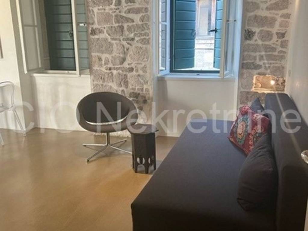 Flat in a building, Rent, Split, Split