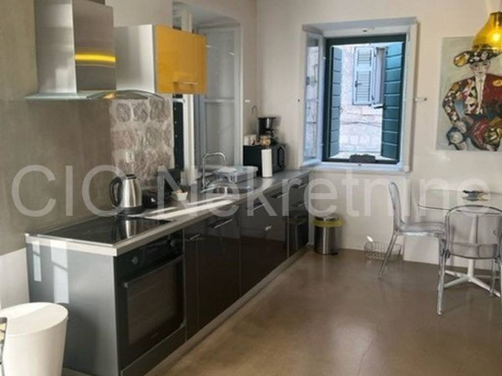 Flat in a building, Rent, Split, Split