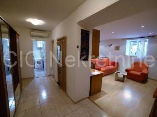 Flat in a building, Rent, Split, Split
