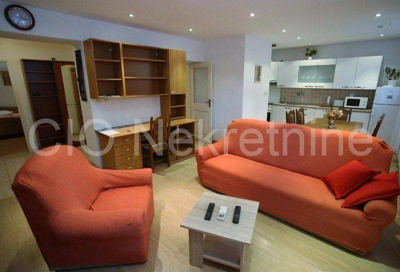 Flat in a building, Rent, Split, Split