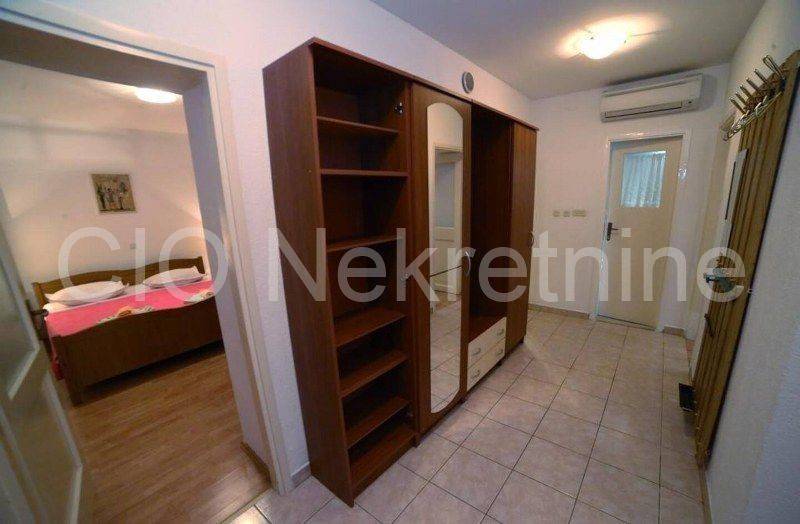 Flat in a building, Rent, Split, Split