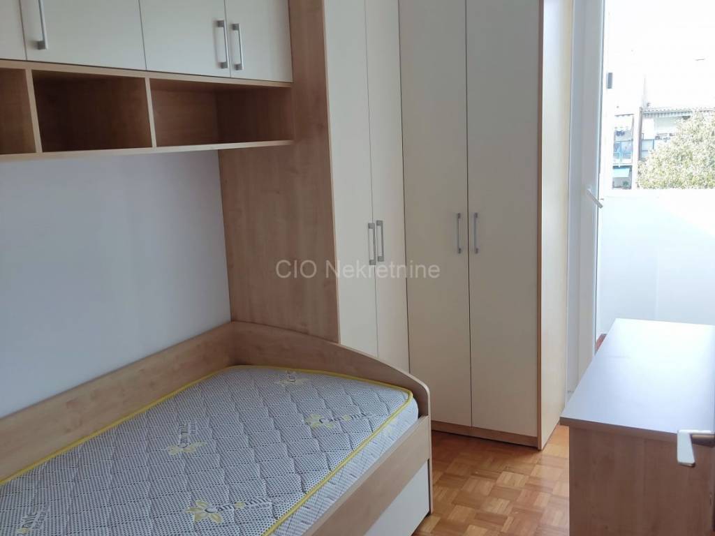 Flat in a building, Rent, Split, Split