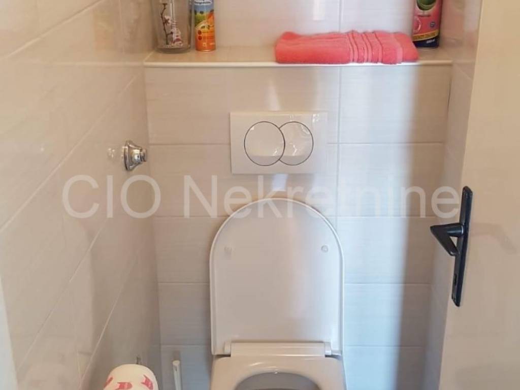 Flat in a building, Sale, Split, Split