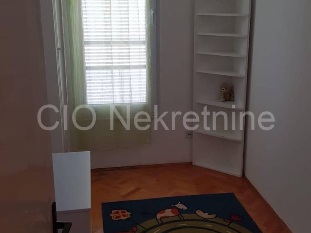 Flat in a building, Sale, Split, Split