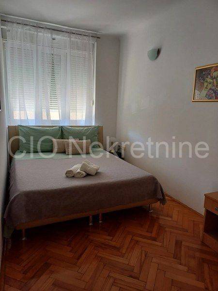 Flat in a building, Rent, Split, Split