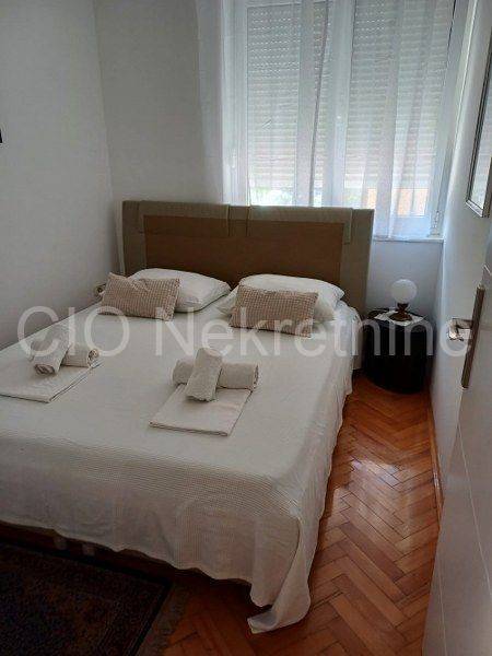 Flat in a building, Rent, Split, Split