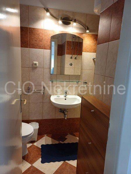 Flat in a building, Rent, Split, Split