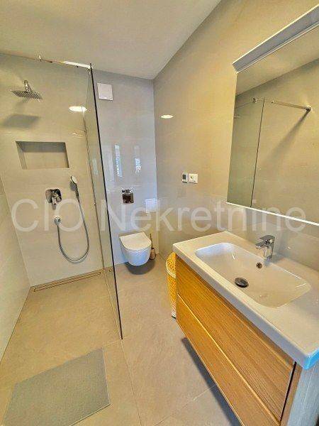 Flat in a house, Rent, Kaštela, Kaštel Kambelovac