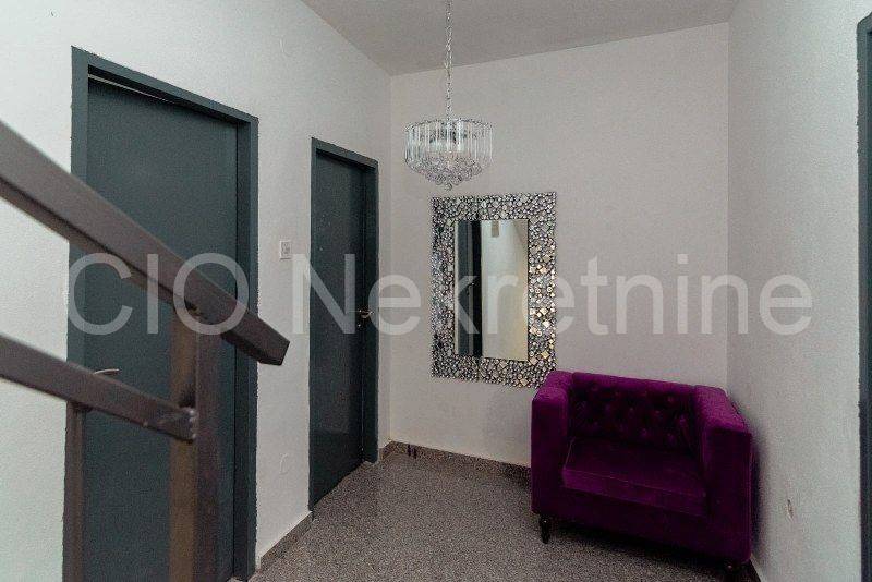 Flat in a house, Rent, Podstrana, Podstrana
