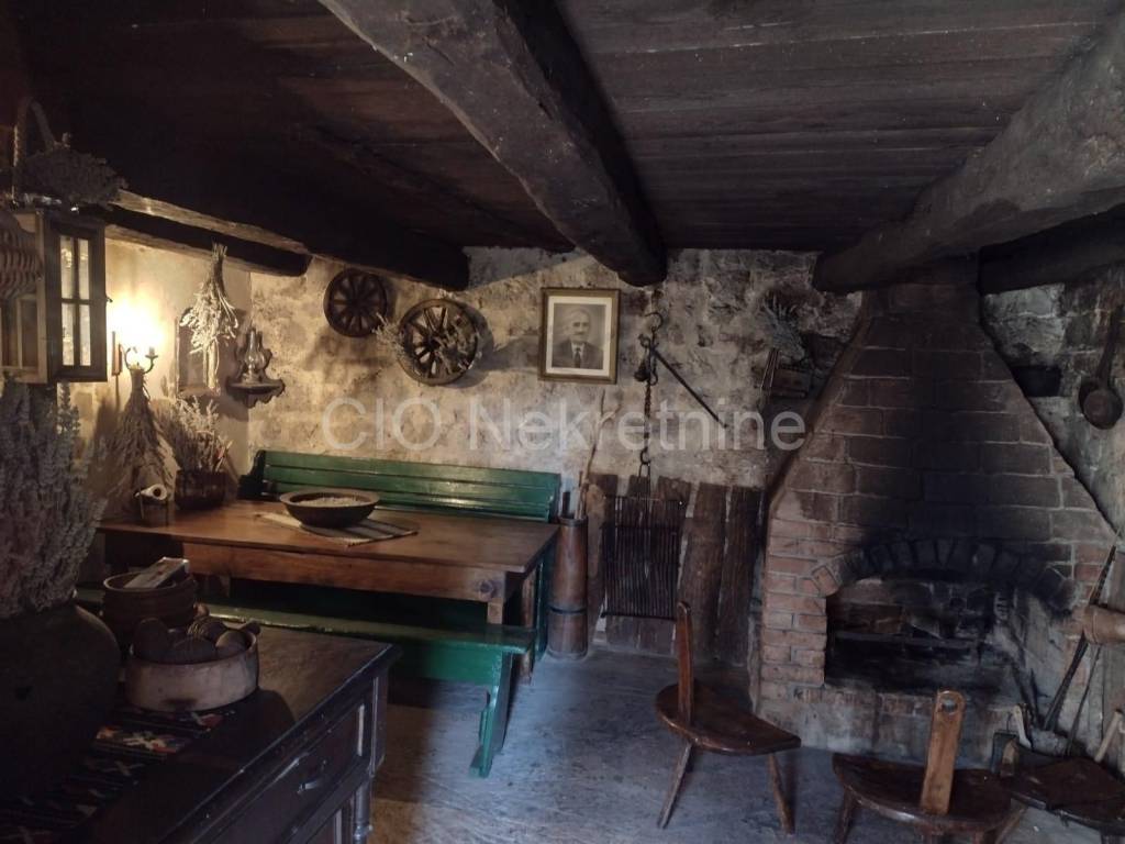 Stone house, Sale, Lovreć, Lovreć