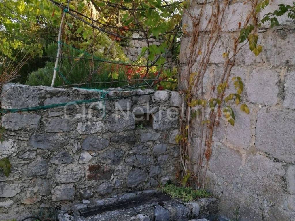 Stone house, Sale, Lovreć, Lovreć