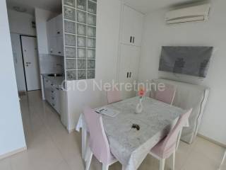 Flat in a building, Sale, Split, Split