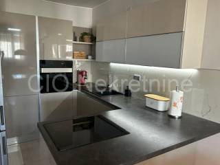 Flat in a building, Sale, Split, Split