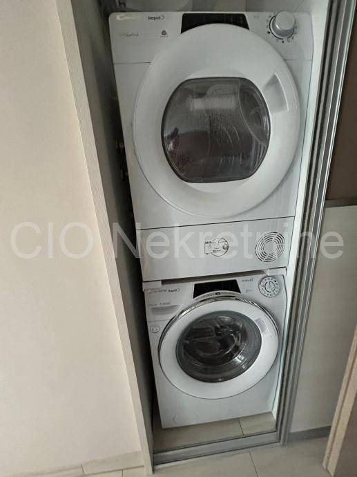Flat in a building, Sale, Split, Split
