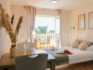 Apart-hotel, Sale, Bol, Bol