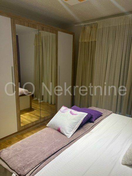 Flat in a house, Rent, Podstrana, Podstrana