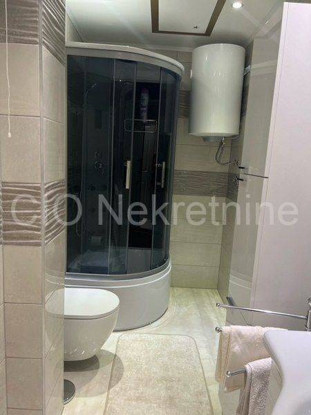 Flat in a house, Rent, Podstrana, Podstrana