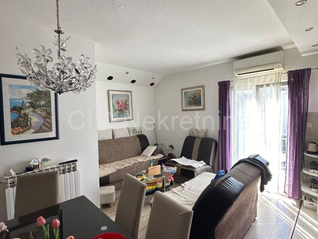 Flat in a building, Sale, Solin - Okolica, Mravince