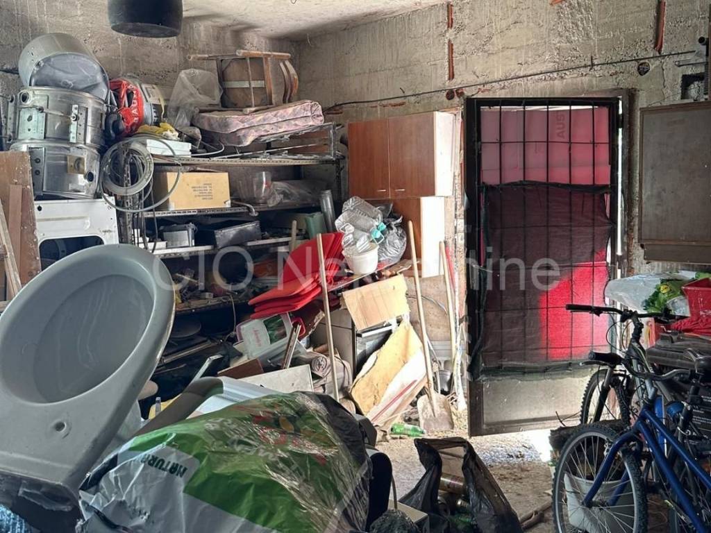 , Sale, Solin - Okolica, Mravince
