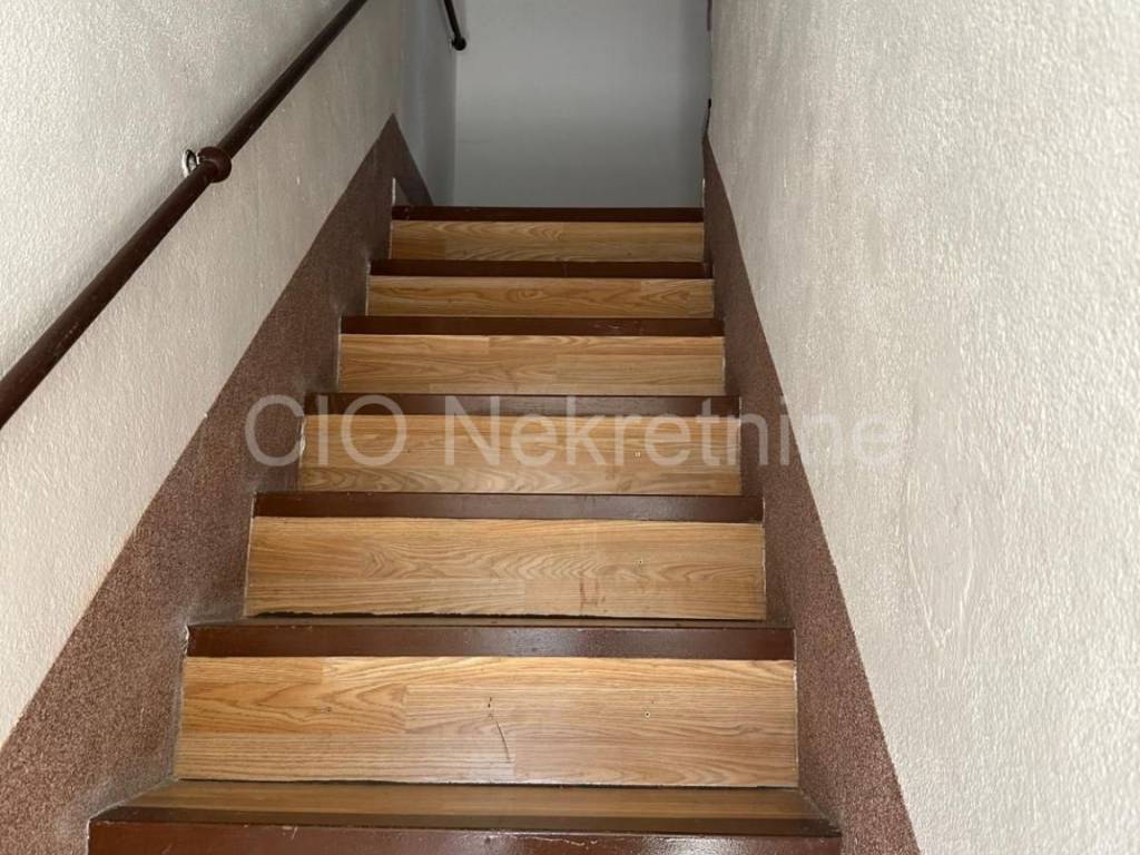 Flat in a building, Sale, Solin - Okolica, Mravince
