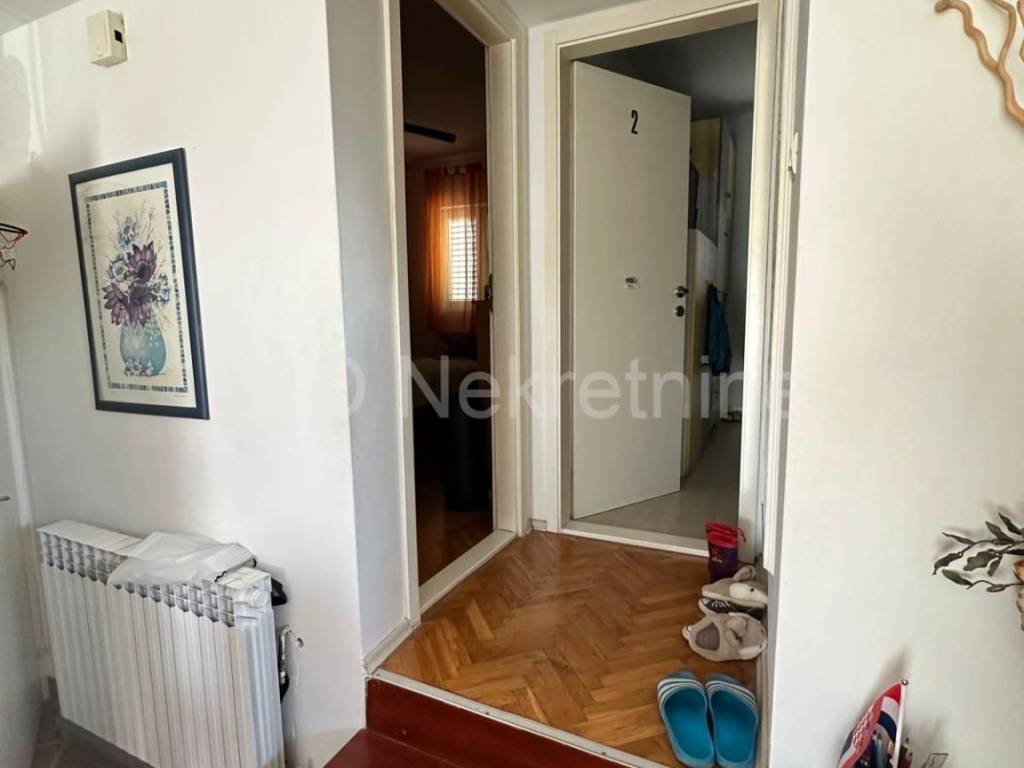 Flat in a building, Sale, Solin - Okolica, Mravince