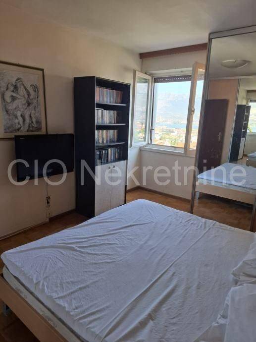 Flat in a building, Sale, Split, Split