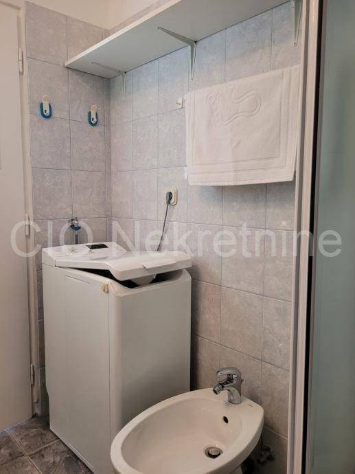Flat in a building, Sale, Split, Split