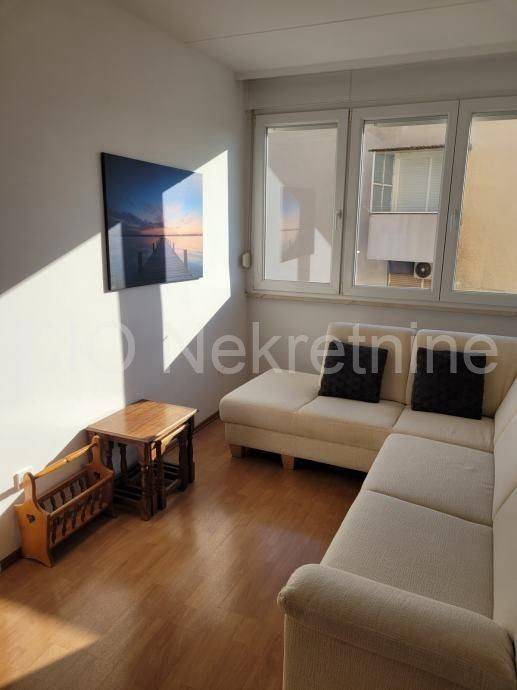 Flat in a building, Sale, Split, Split