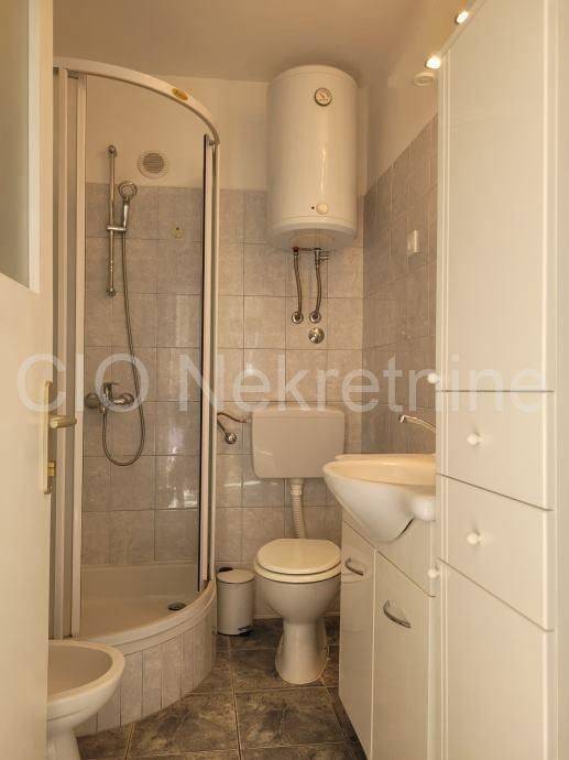 Flat in a building, Sale, Split, Split