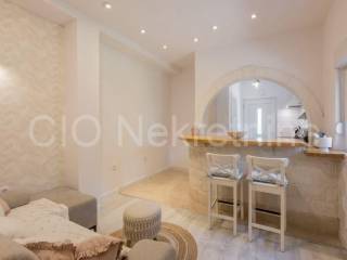 Flat in a building, Sale, Split, Split