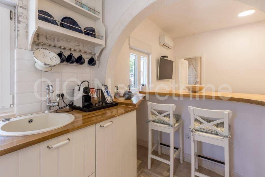 Flat in a building, Sale, Split, Split