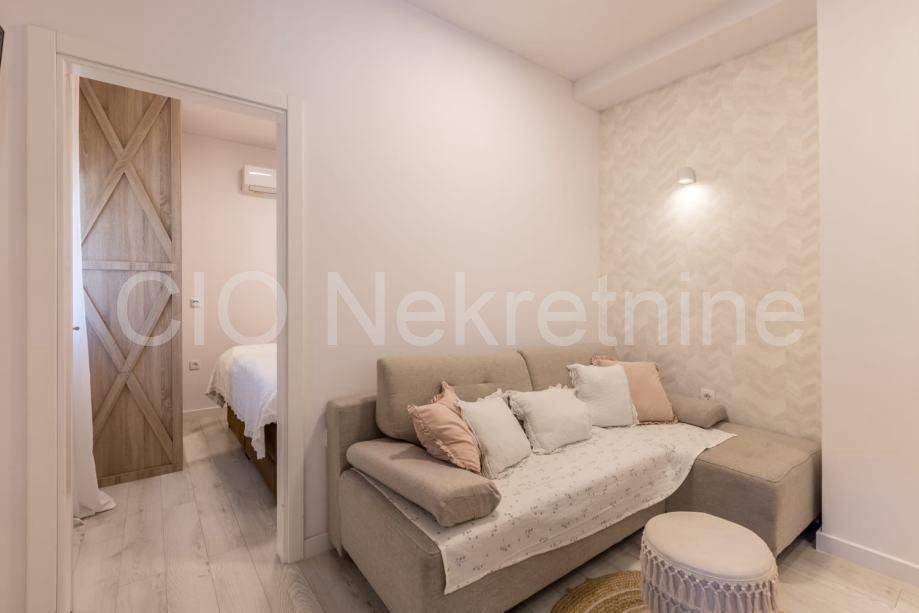 Flat in a building, Sale, Split, Split