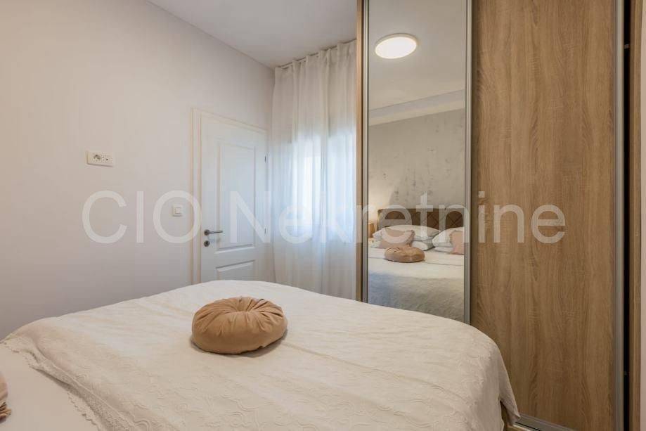 Flat in a building, Sale, Split, Split