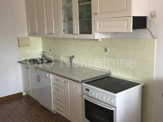 Flat in a building, Rent, Split, Split