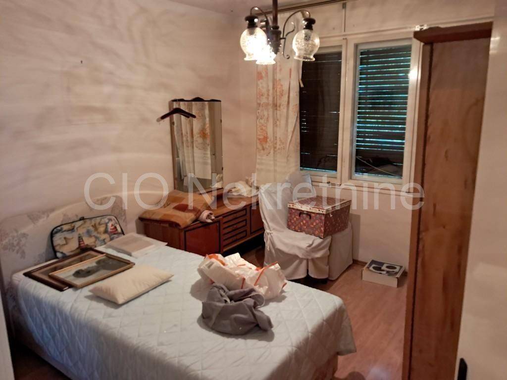 Flat in a building, Sale, Split, Split