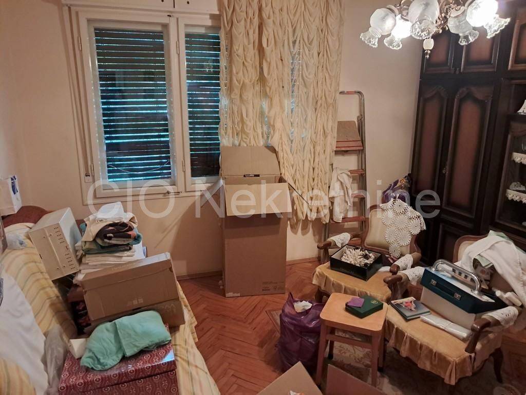 Flat in a building, Sale, Split, Split
