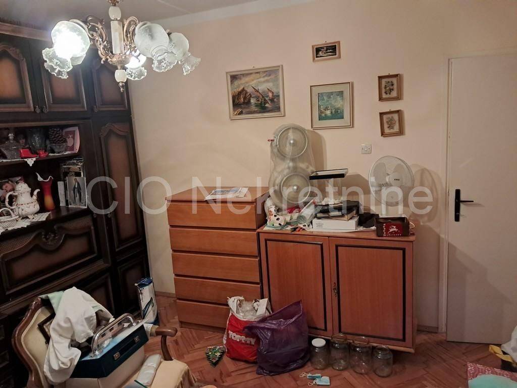 Flat in a building, Sale, Split, Split