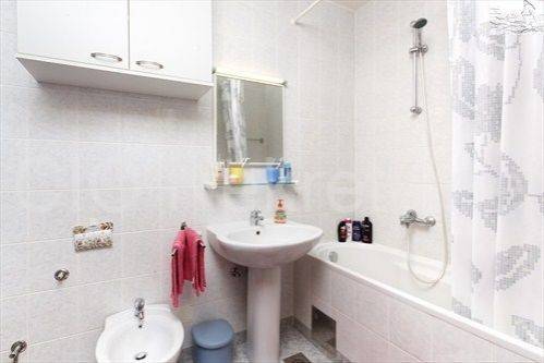 Flat in newbuilding, Rent, Split, Split