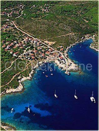 Plot for residential construction, Sale, Vis, Rukavac