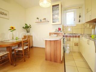 Flat in a building, Sale, Split, Split