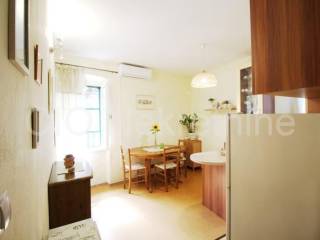 Flat in a building, Sale, Split, Split