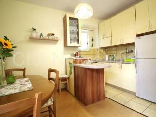 Flat in a building, Sale, Split, Split