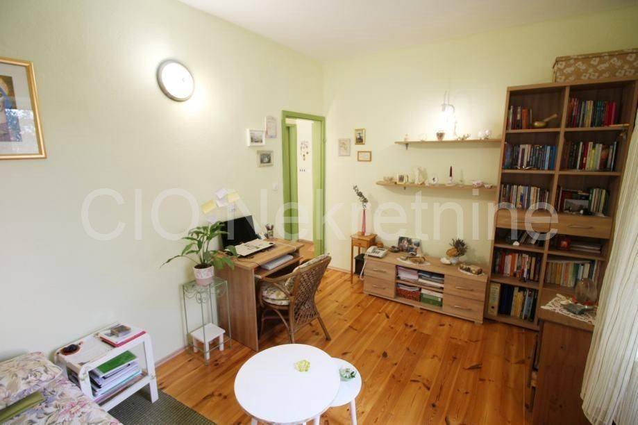 Flat in a building, Sale, Split, Split
