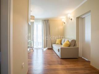 Flat in a house, Rent, Podstrana, Podstrana