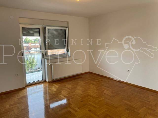 Flat in a building, Sale, Zagreb, Stenjevec