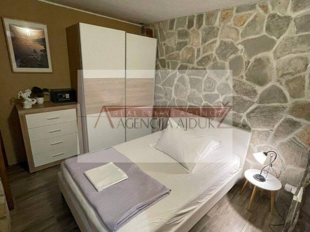 Samostojeca kuca, Prodaja, Omis, Stanici
