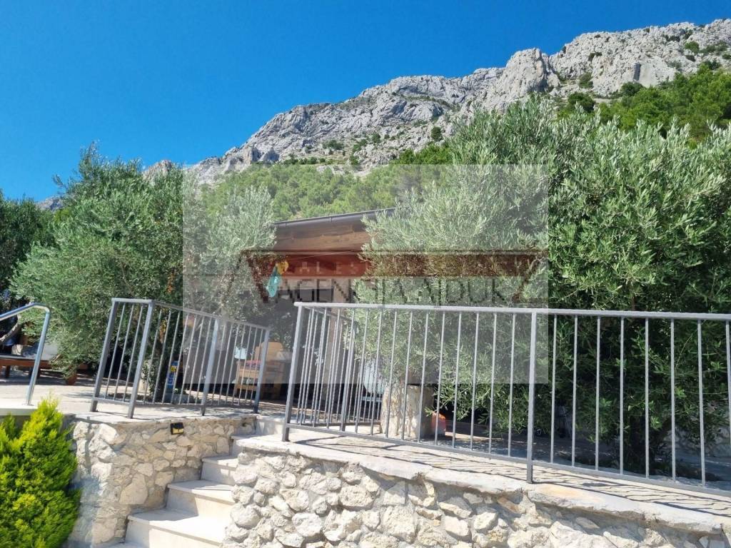 Samostojeca kuca, Prodaja, Omis, Stanici