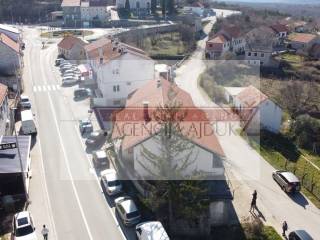 Dvojna kuca, Prodaja, Lovrec, Lovrec