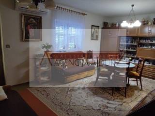 Kuca u nizu, Prodaja, Imotski, Imotski