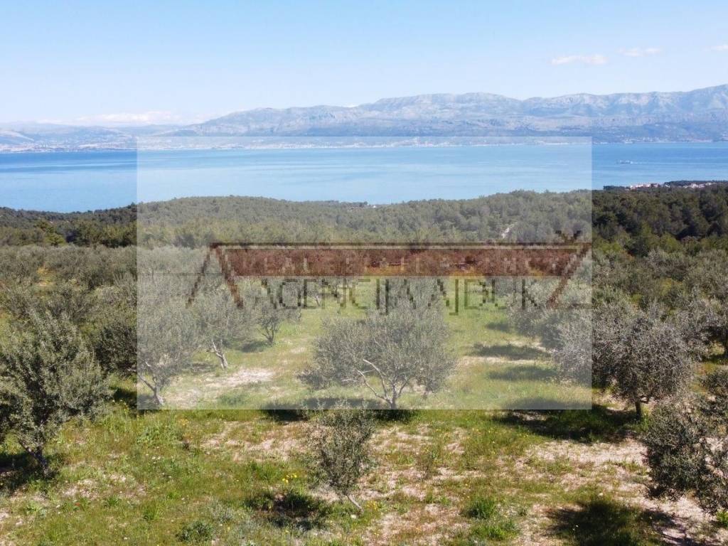 Poljoprivredno zemljiste, Prodaja, Sutivan, Sutivan